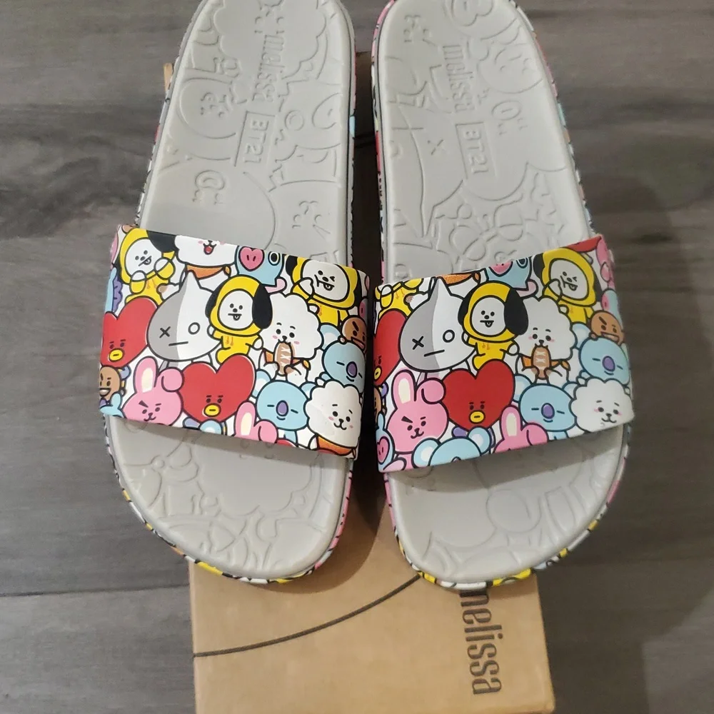 Melissa X BTS Slides - Picture 3 of 8
